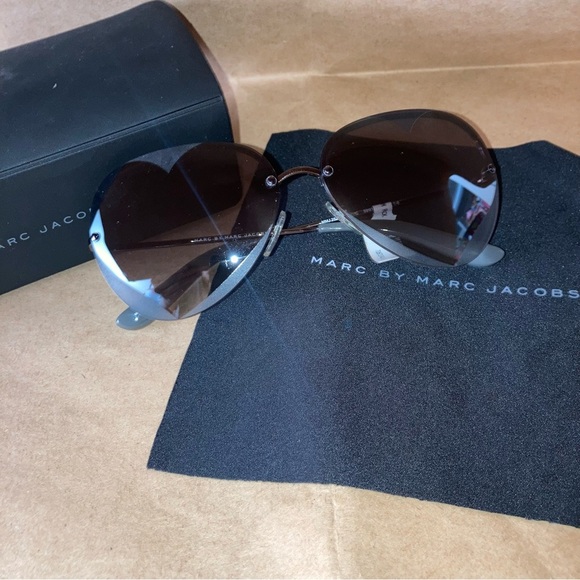 Marc jacobs heart sunglasses main image 8